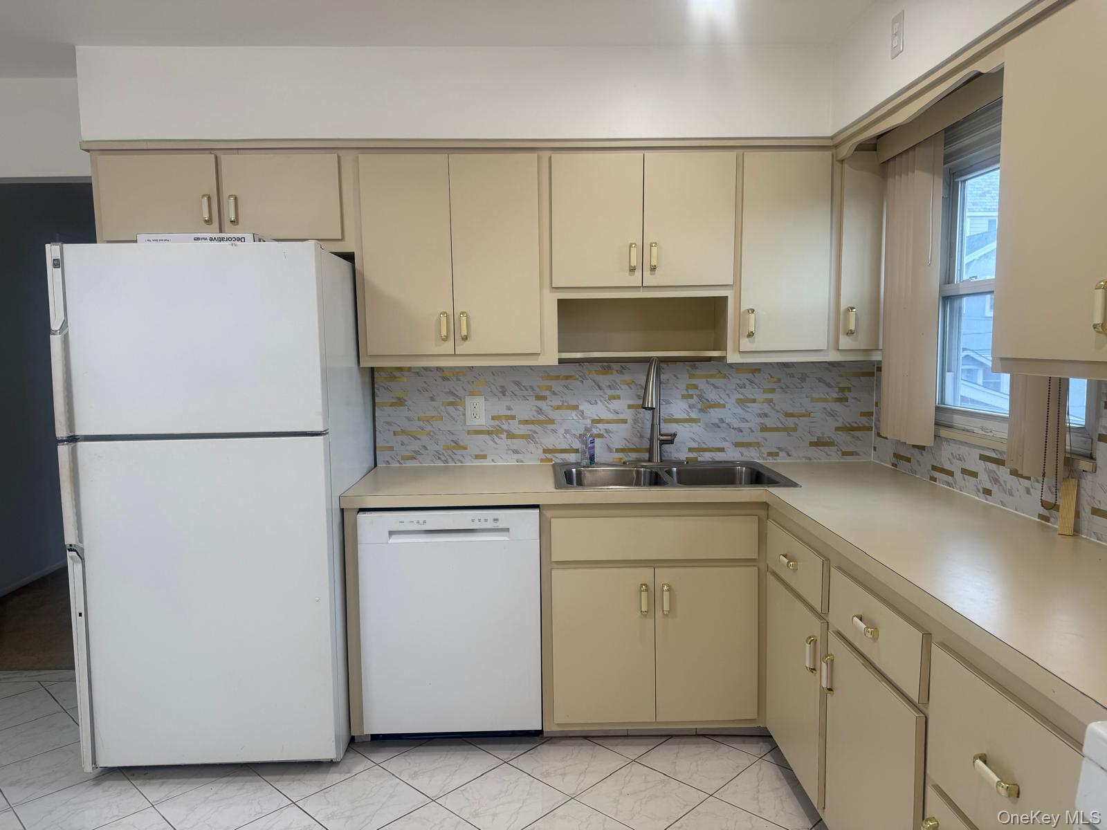 306 Hamilton Avenue, Unit 2nd Floor photo 8