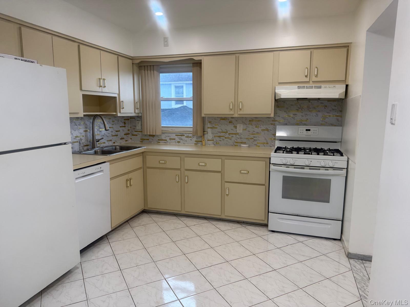 306 Hamilton Avenue, Unit 2nd Floor photo 7