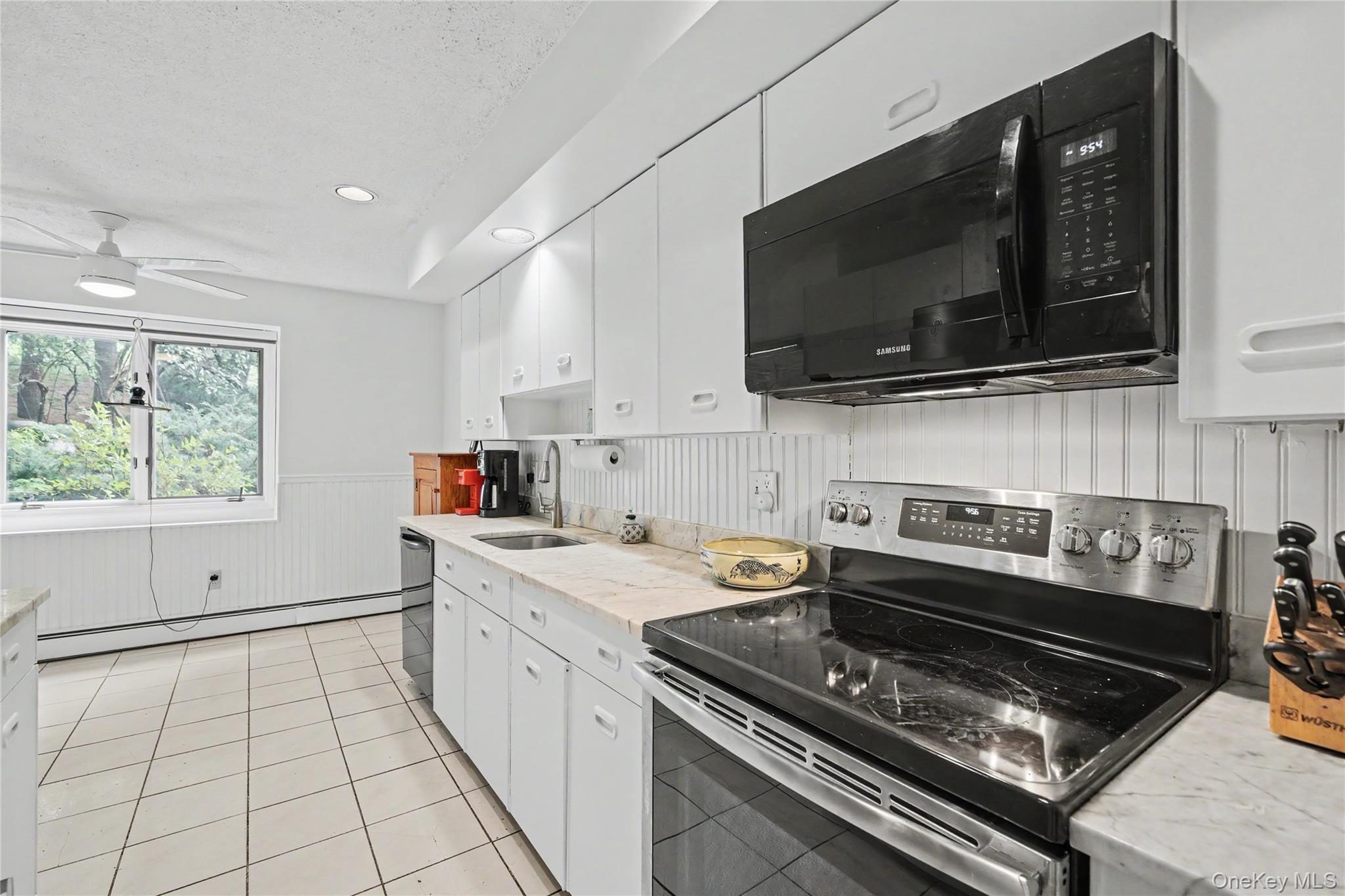 811 Eagle Bay Drive, Unit 811 photo 17