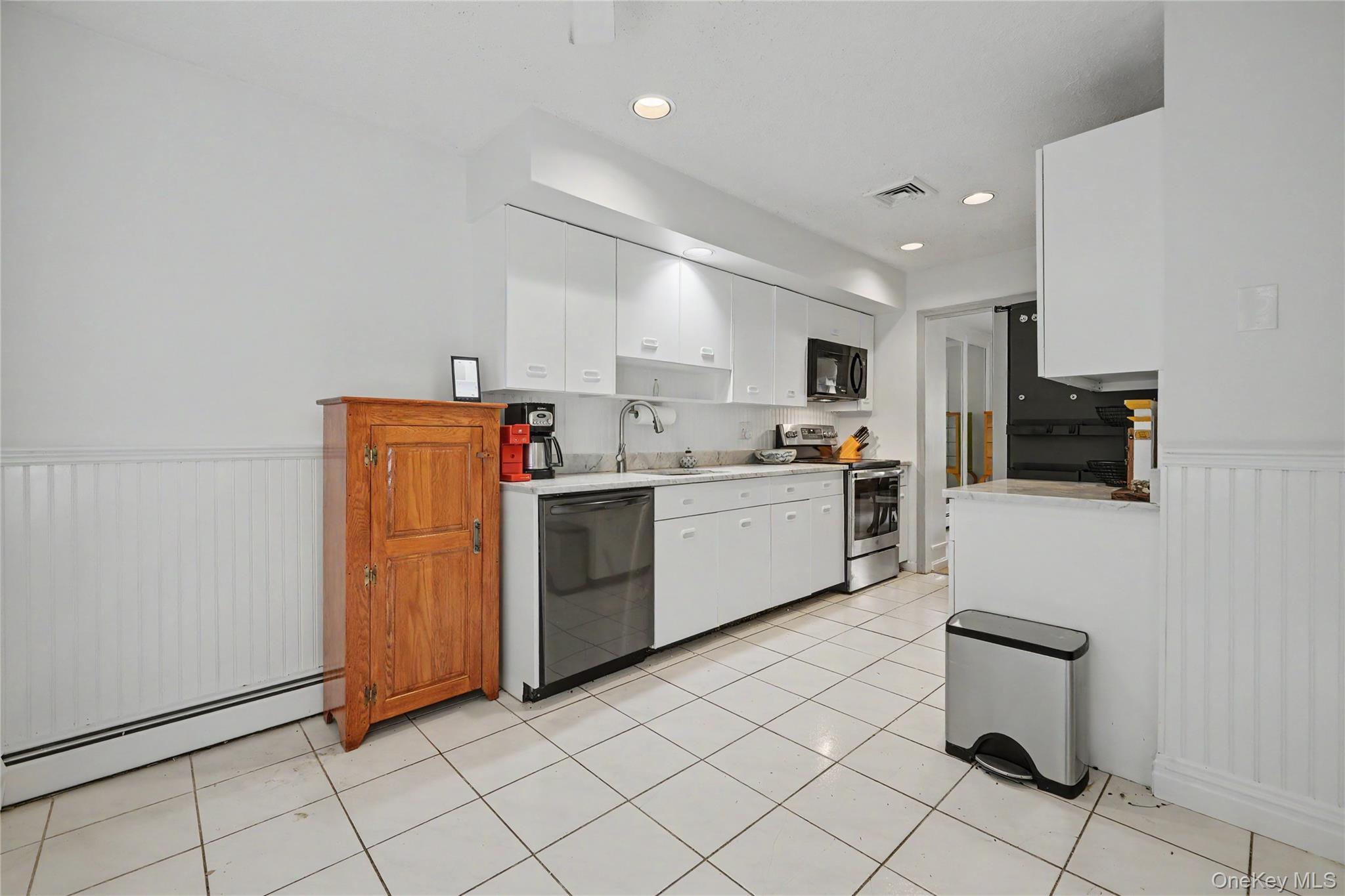 811 Eagle Bay Drive, Unit 811 photo 12