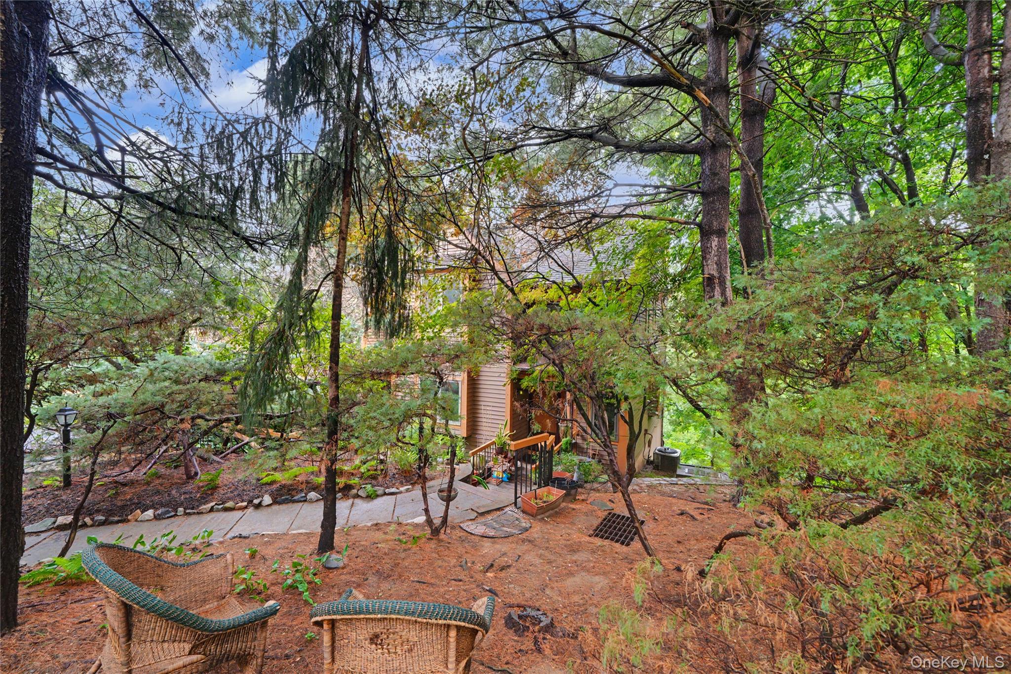 811 Eagle Bay Drive, Unit 811 photo 2