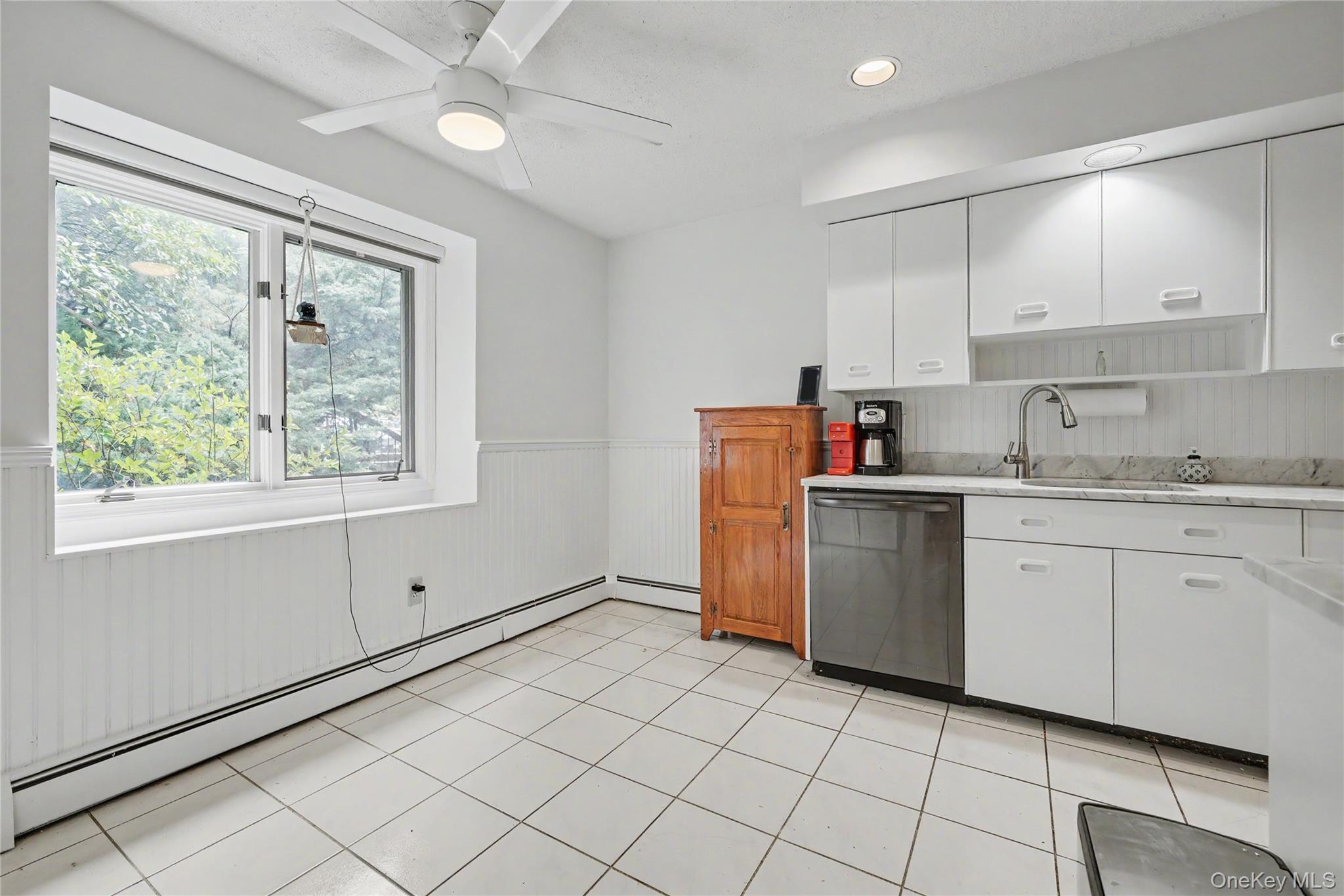 811 Eagle Bay Drive, Unit 811 photo 11