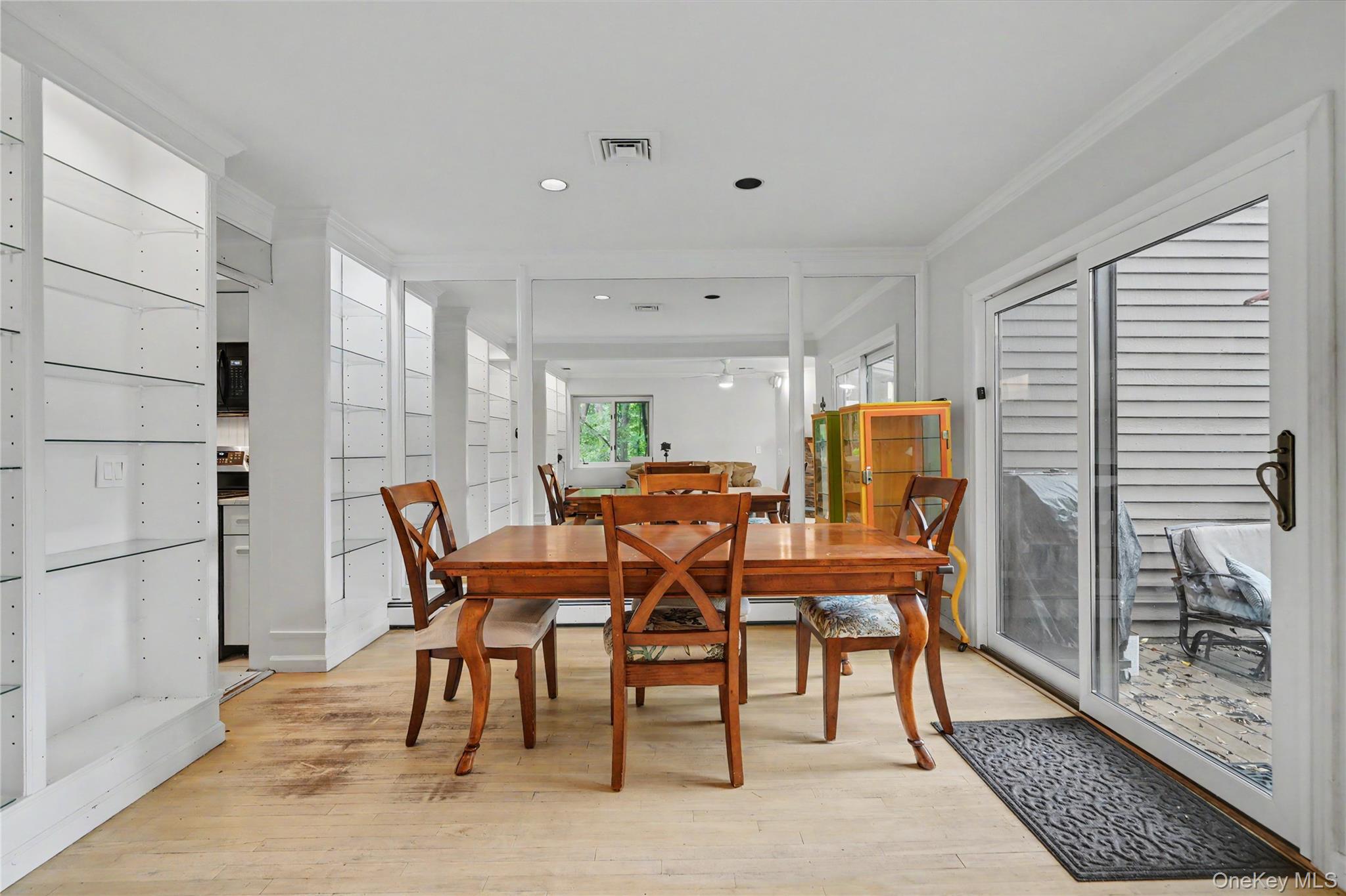 811 Eagle Bay Drive, Unit 811 photo 8