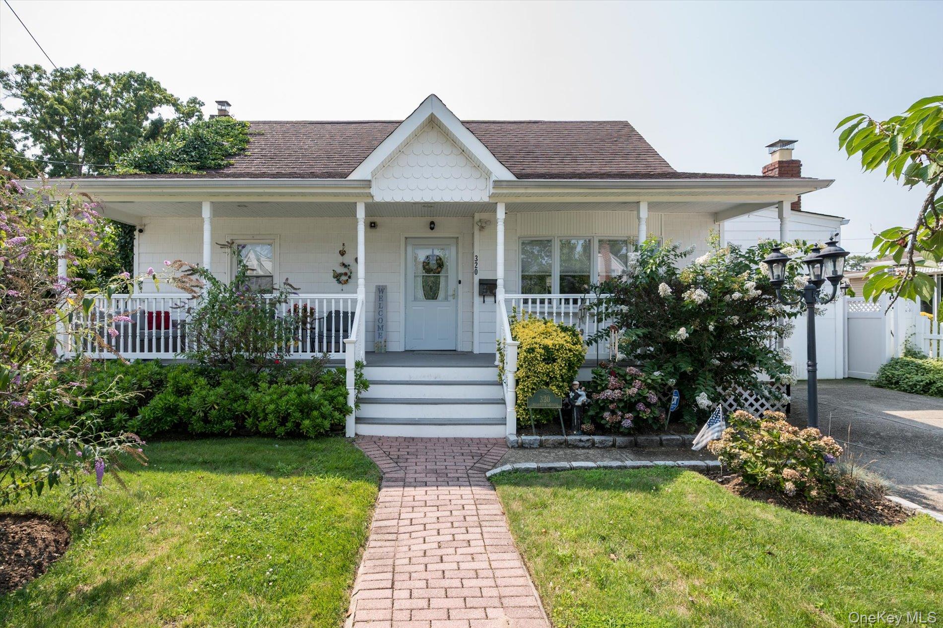 320 Brooklyn Avenue – For Sale photo 2