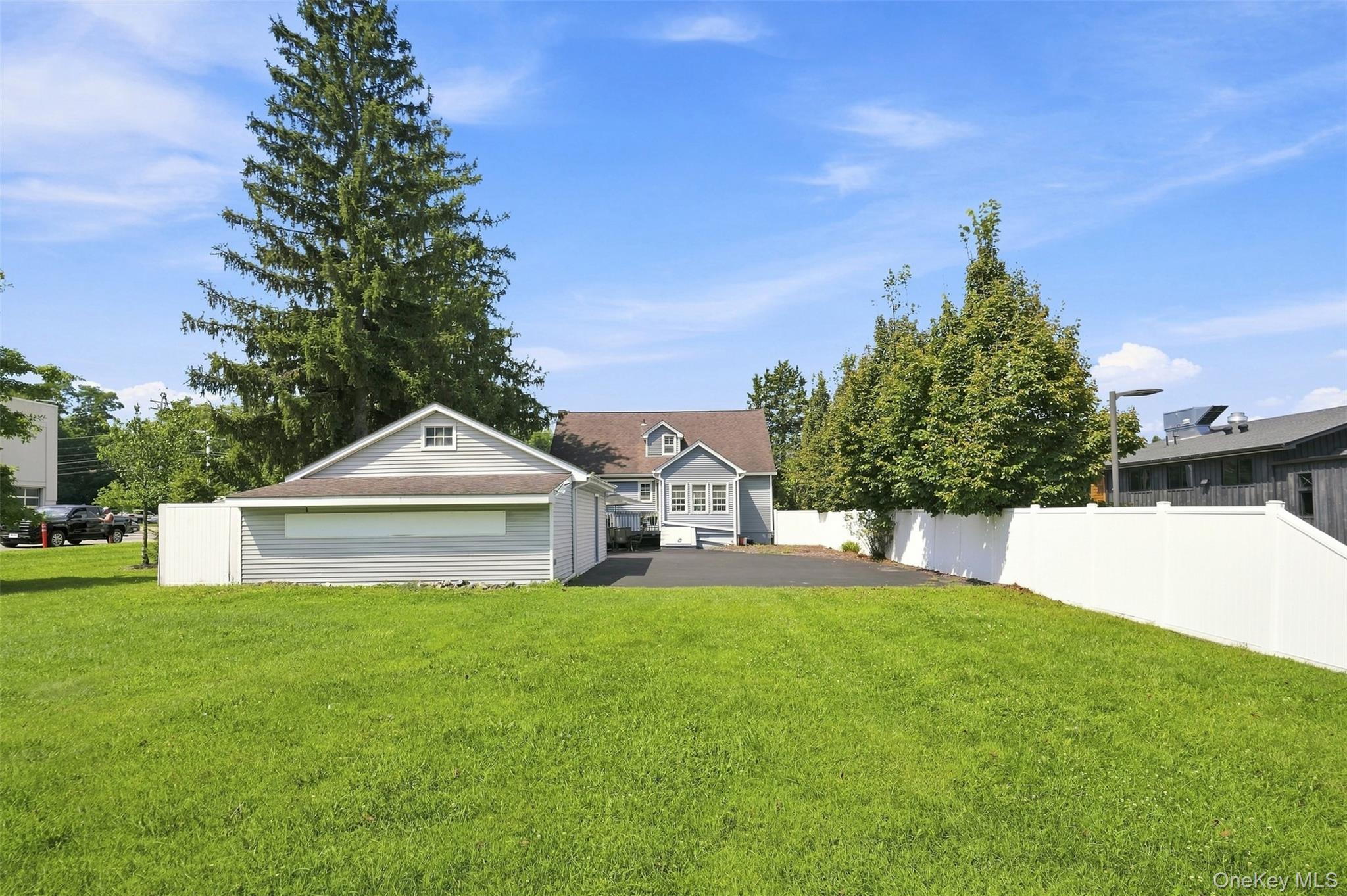 638 Sergeant Palmateer Way – For Sale photo 44