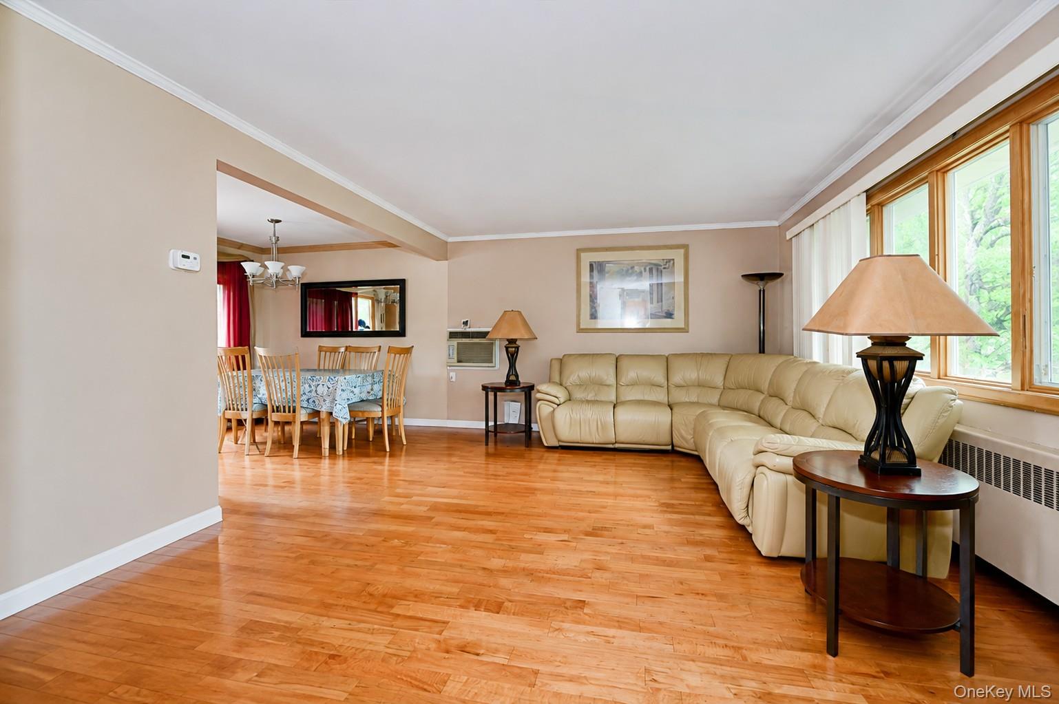 312 W Waukena Avenue – For Sale photo 4