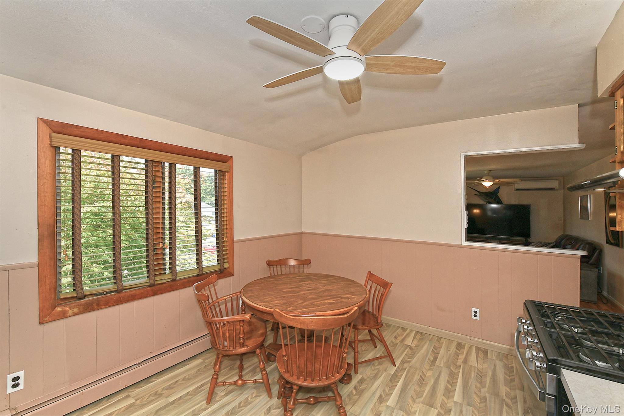 16 Crest Hill Court – For Sale photo 7