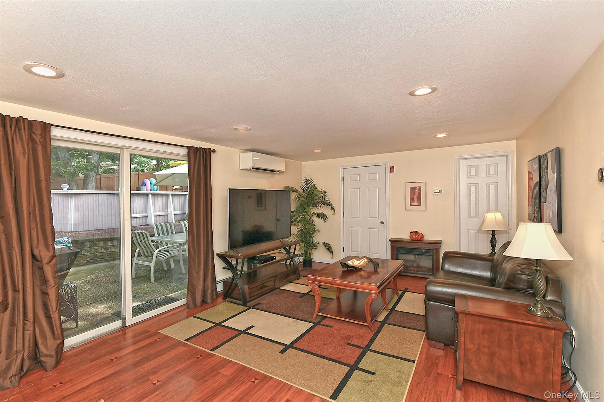 16 Crest Hill Court – For Sale photo 19