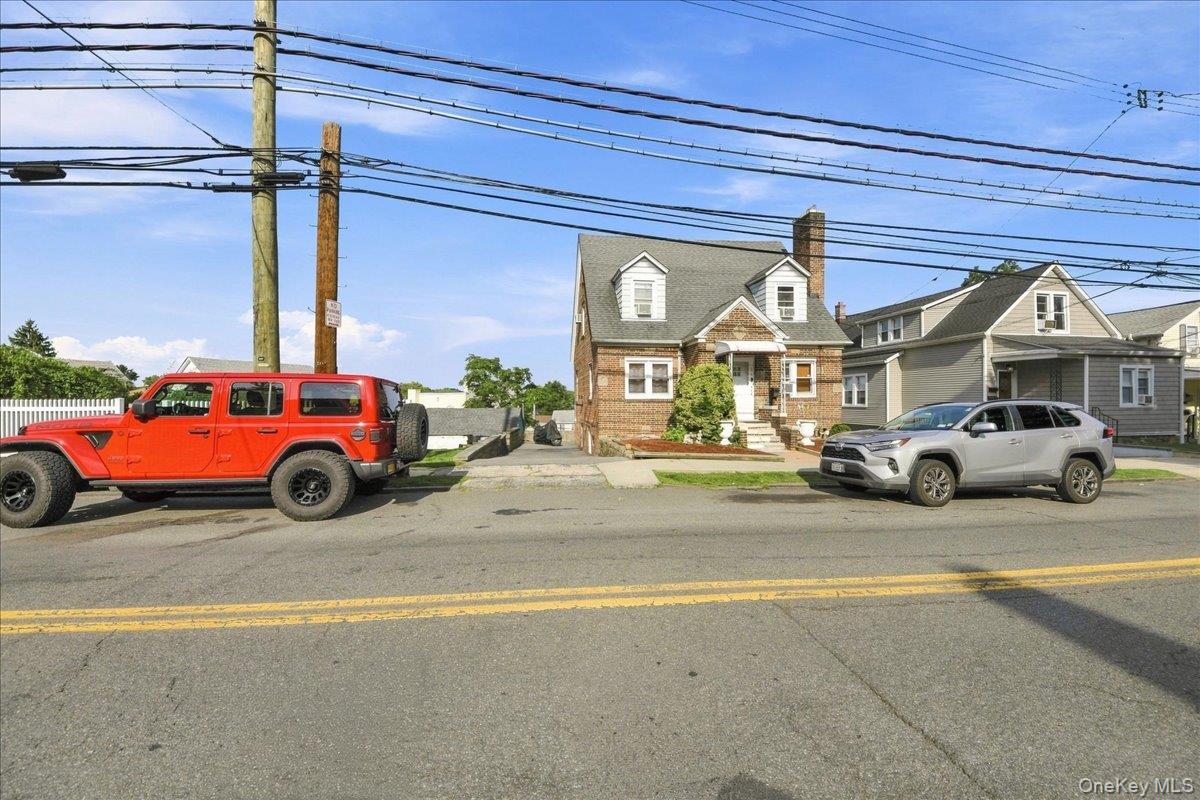 786 Mile Square Road – For Sale photo 25