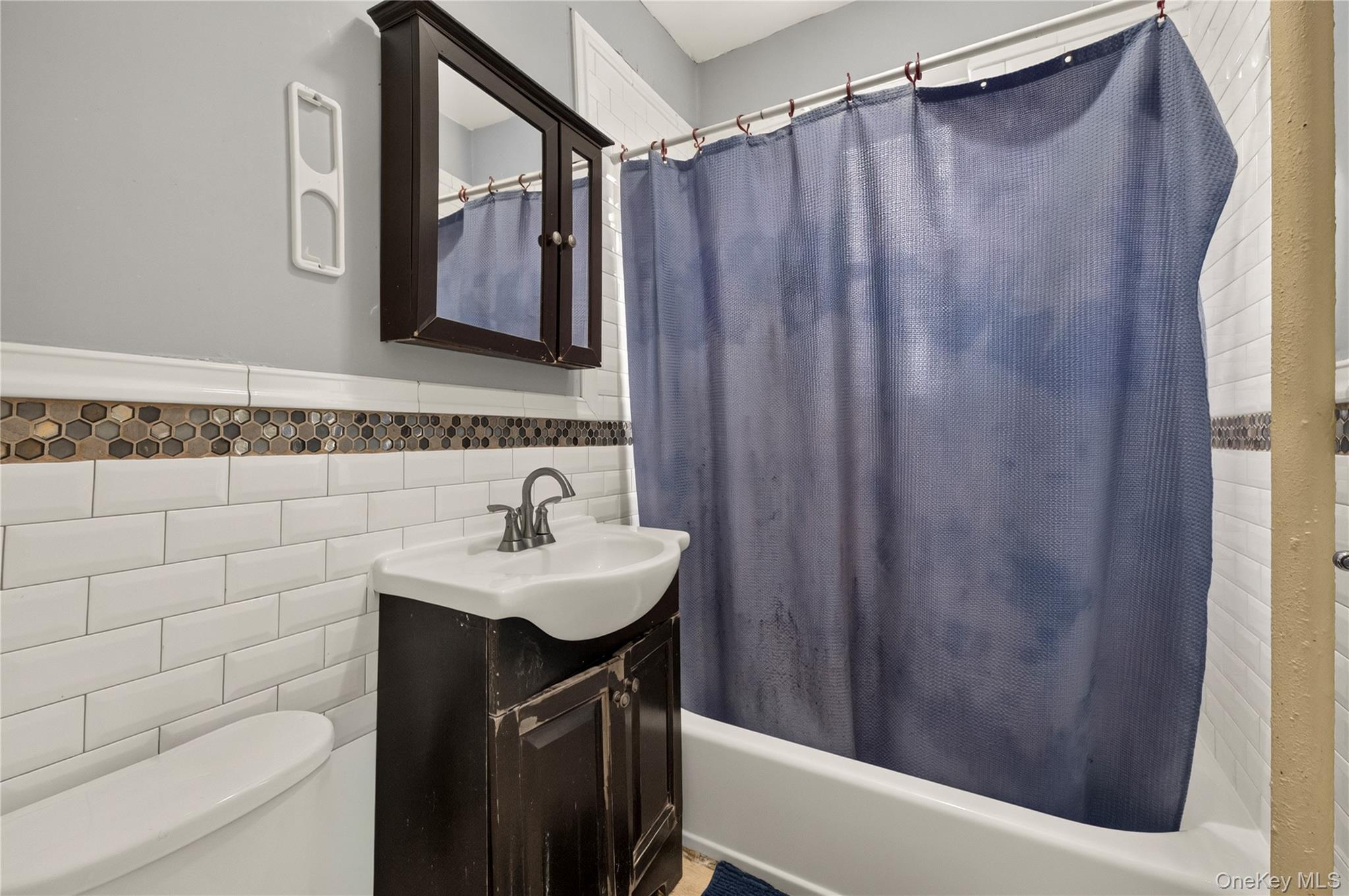 811 Penfield Street – For Sale photo 23