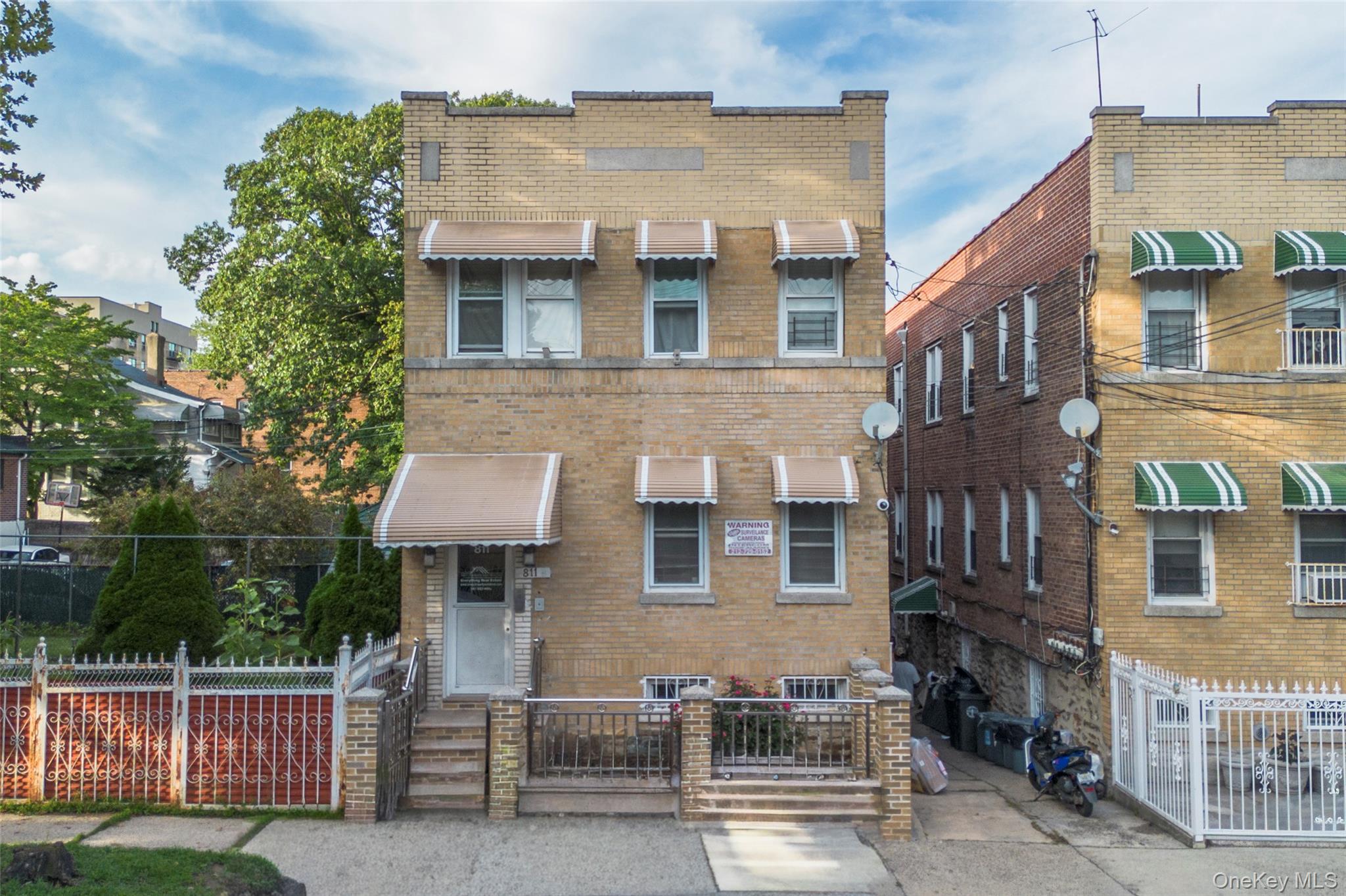 811 Penfield Street – For Sale
