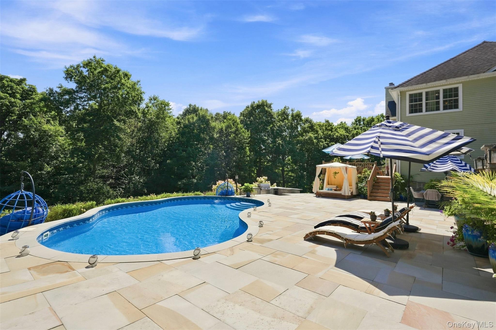 34 Woodcrest Lane – For Sale photo 24