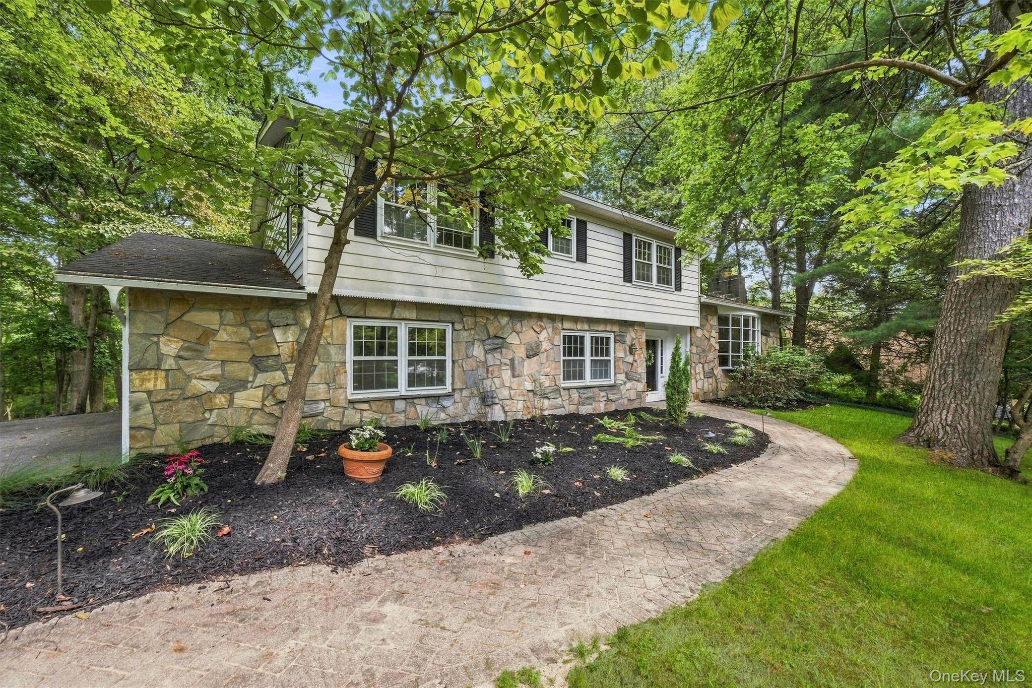 75 Pleasant Ridge Drive – For Sale photo 3