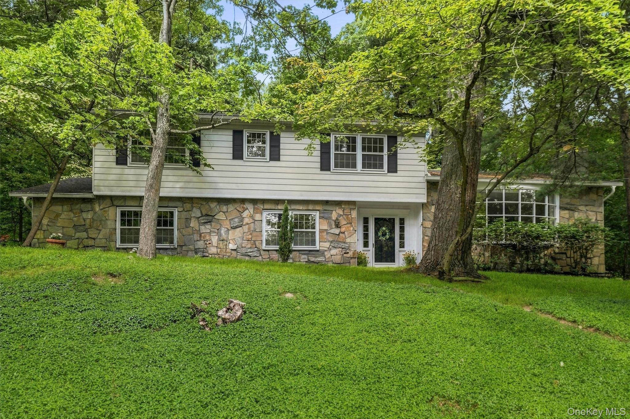 75 Pleasant Ridge Drive – For Sale