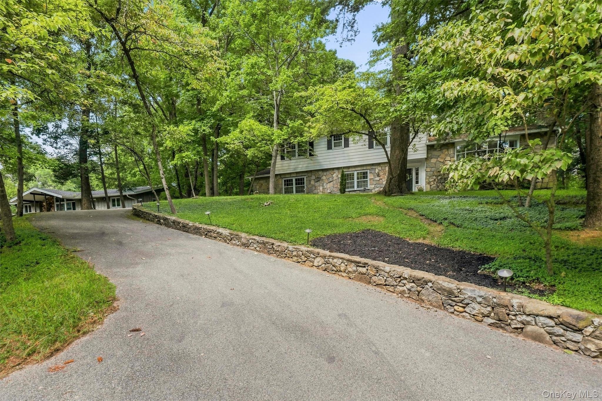 75 Pleasant Ridge Drive – For Sale photo 2