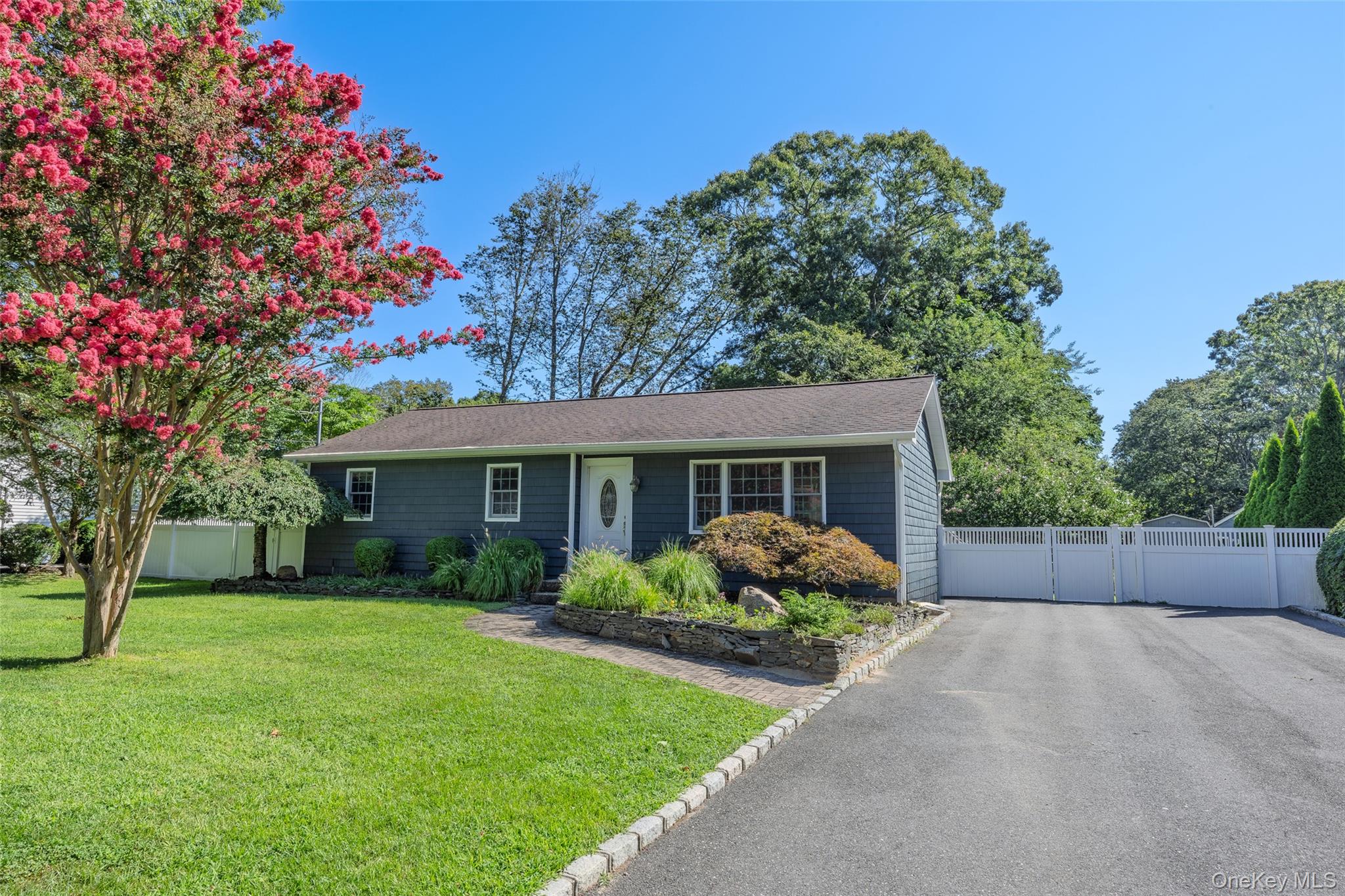 45 Marbeth Circle – For Sale photo 3