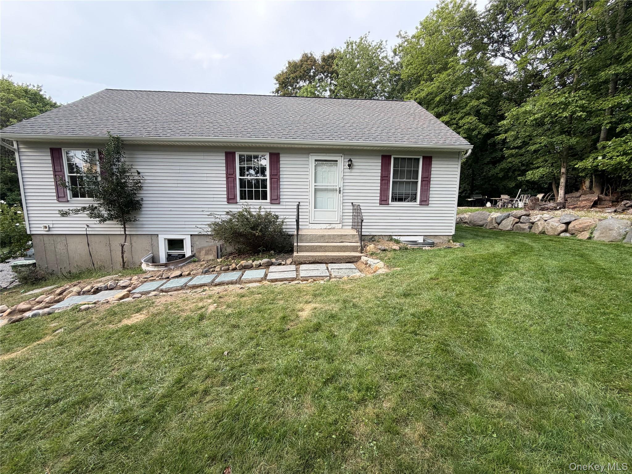 107 Sheep Pasture Road – For Rent