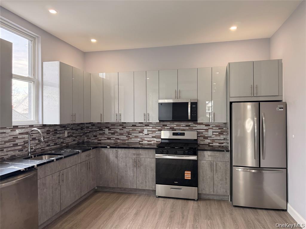 222 Primrose Avenue, Unit 2 photo 16
