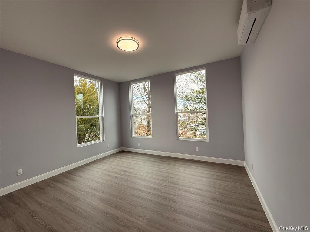 222 Primrose Avenue, Unit 2 photo 2