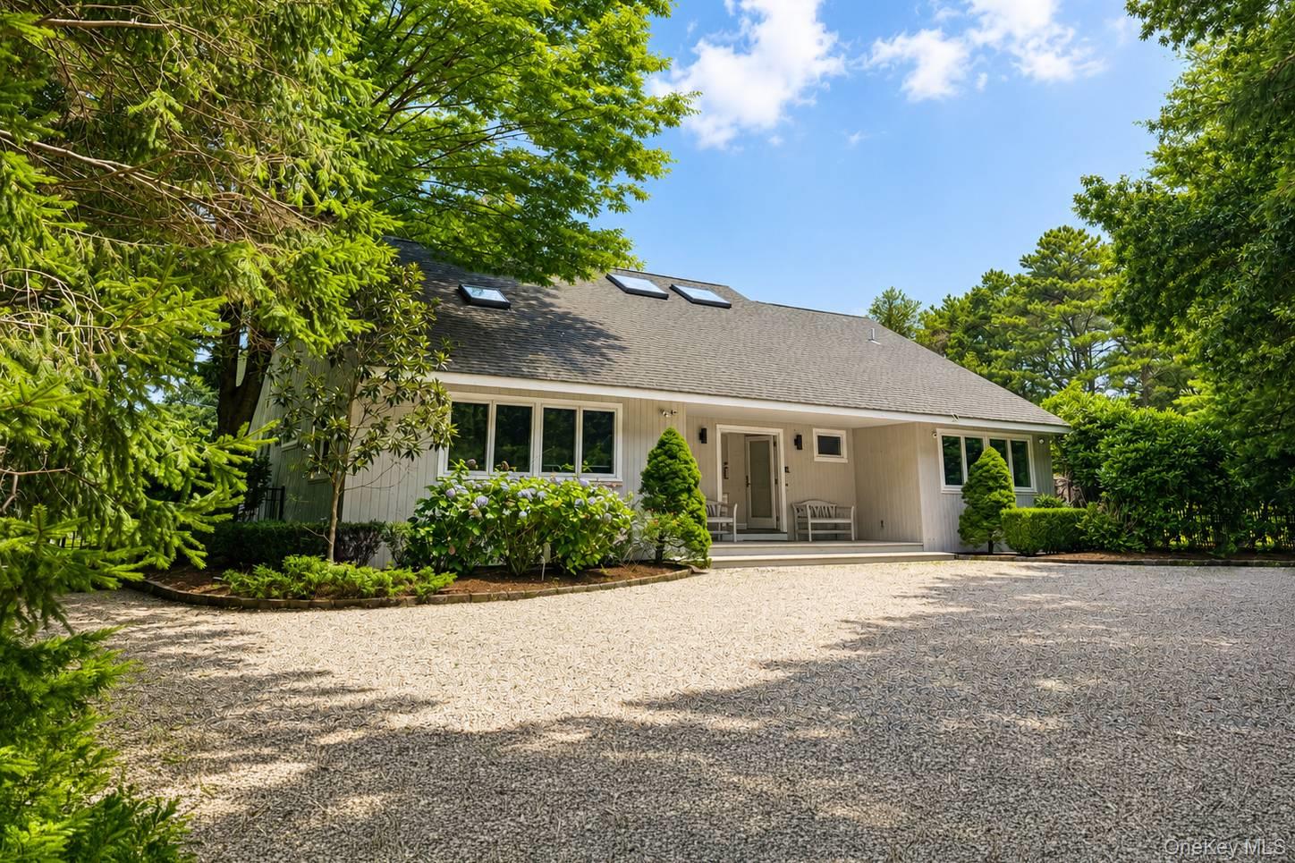 10 Peacock Path – For Sale photo 3