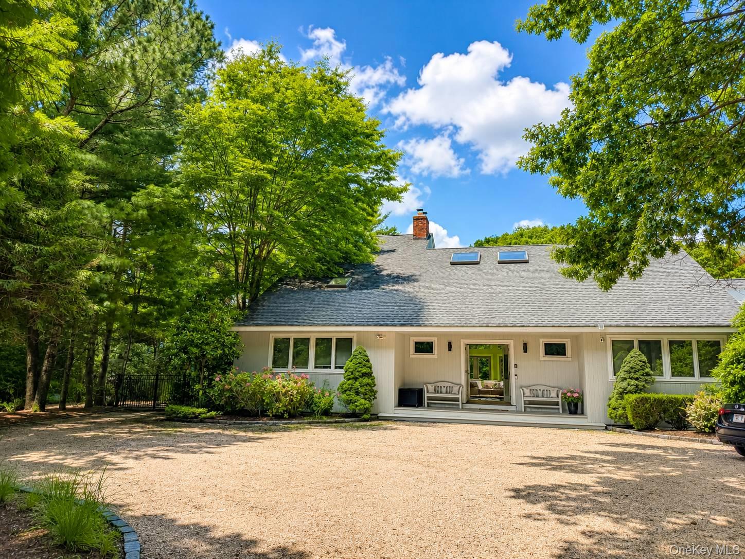 10 Peacock Path – For Sale photo 36