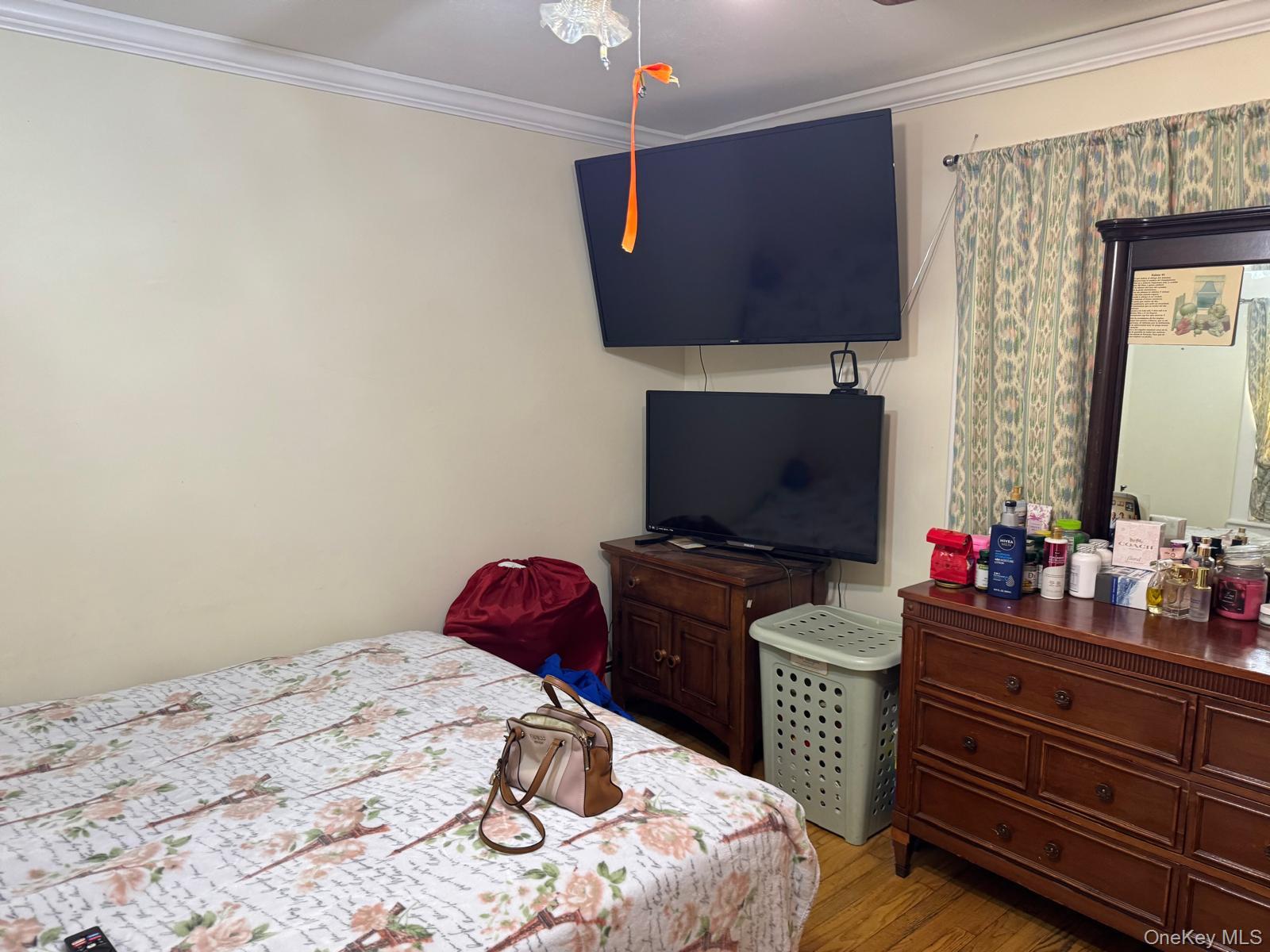 365 Sheridan Street – For Sale photo 10