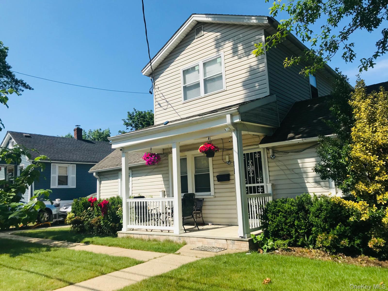 365 Sheridan Street – For Sale