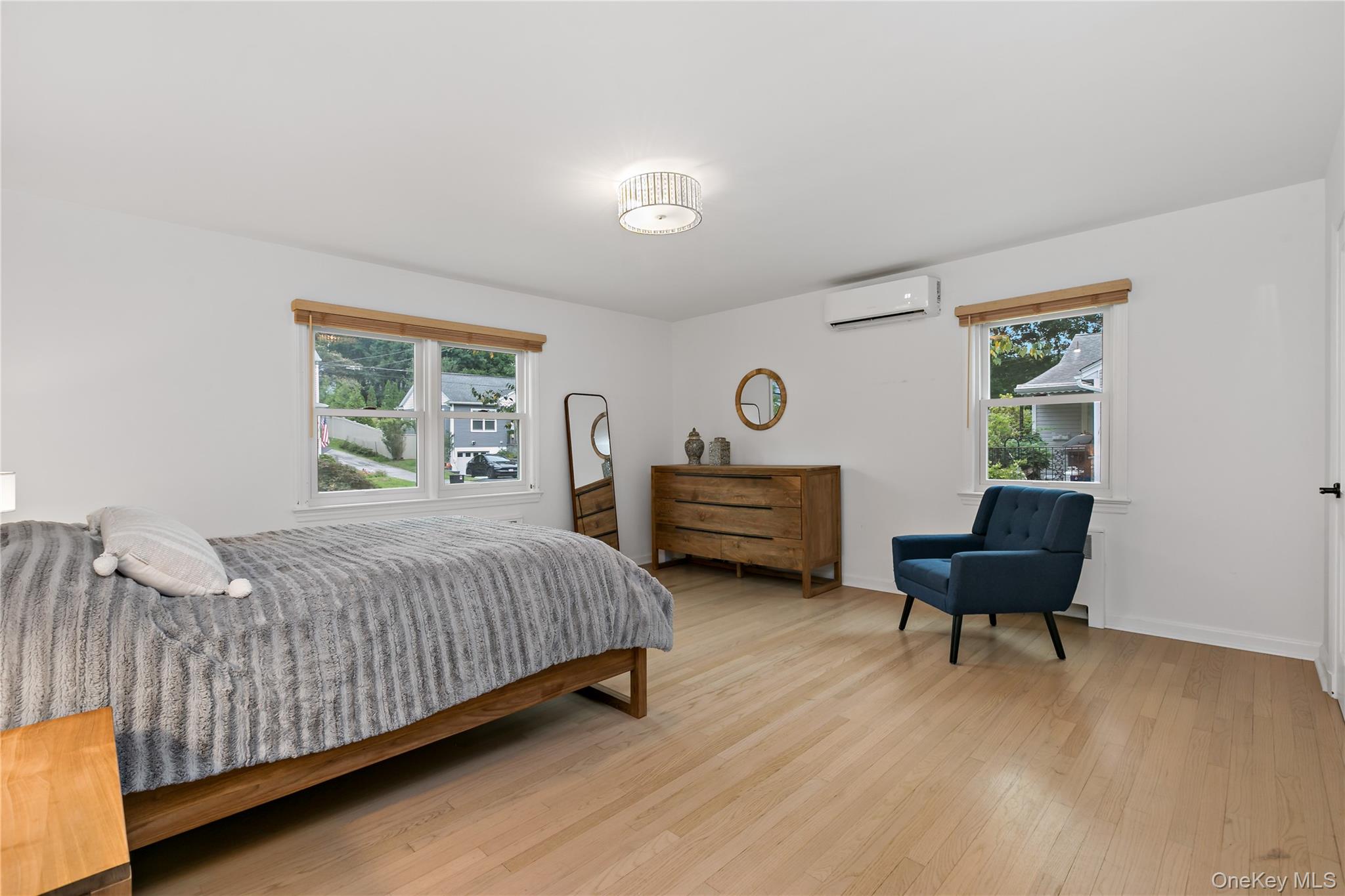 16 Brook Street – For Sale photo 12
