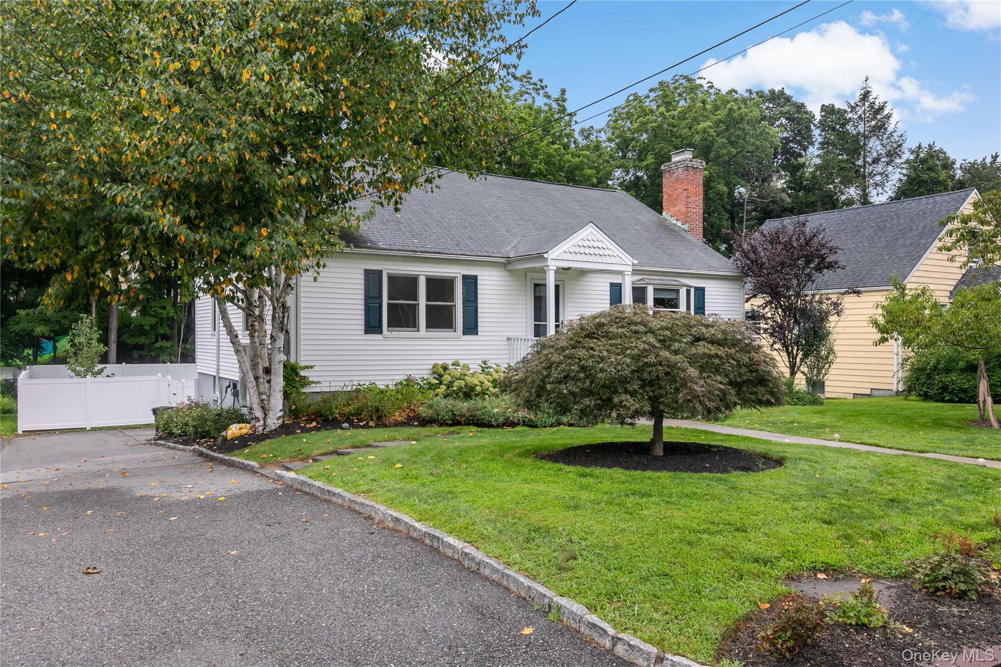 16 Brook Street – For Sale