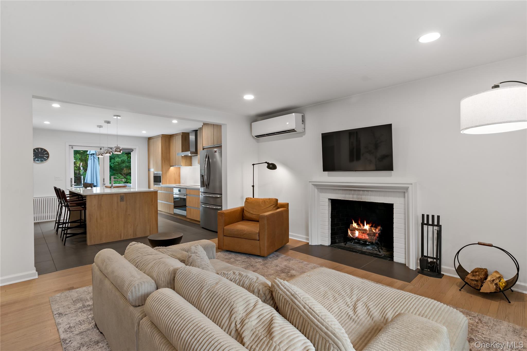 16 Brook Street – For Sale photo 5