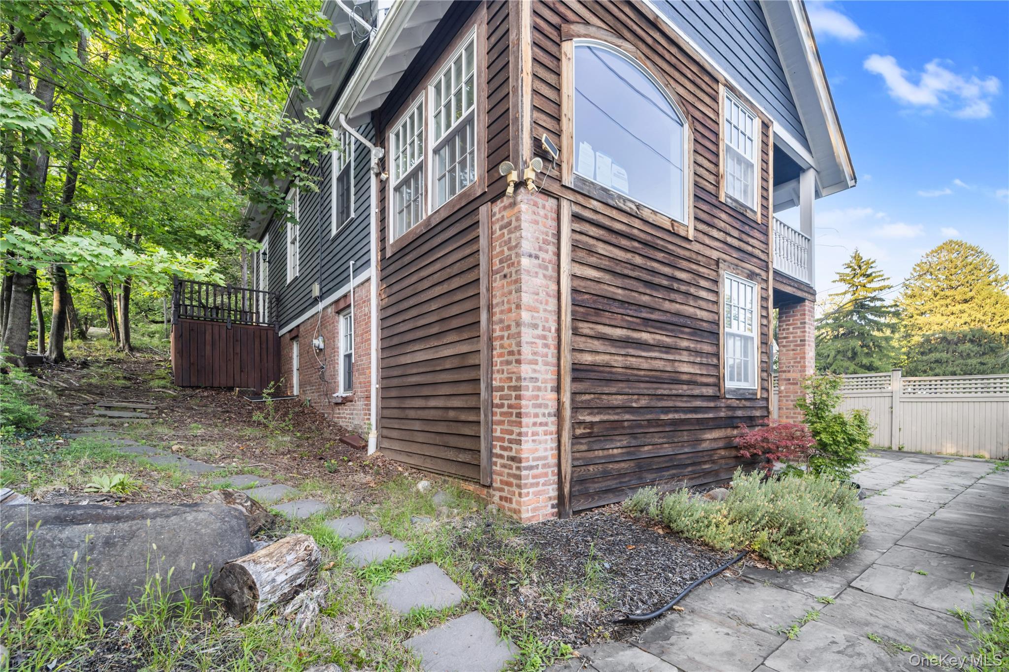697 S Mountain Road – For Sale photo 25