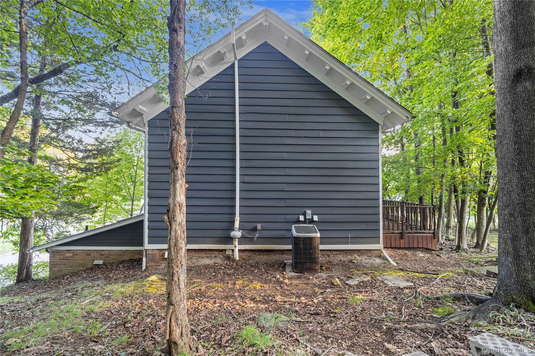 697 S Mountain Road – For Sale photo 26