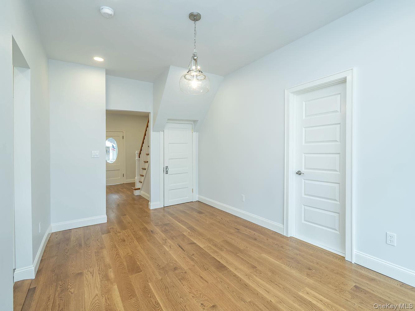 3 Ellison Street – For Rent photo 19