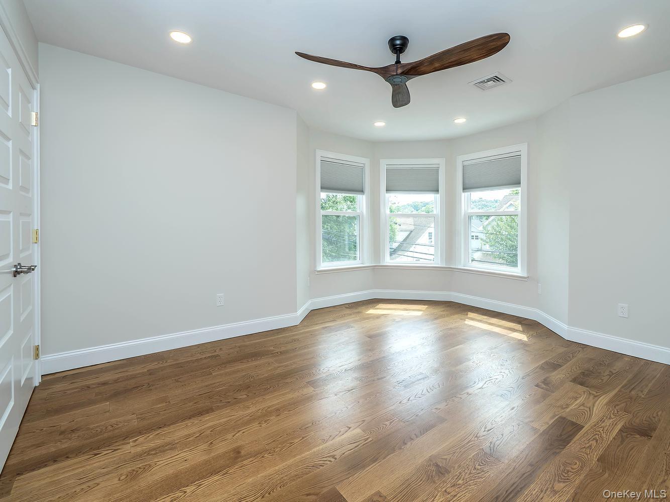 3 Ellison Street – For Rent photo 29