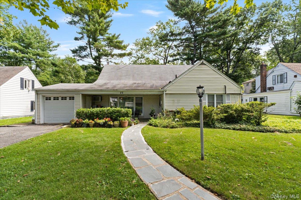 25 Bentley Road – For Sale