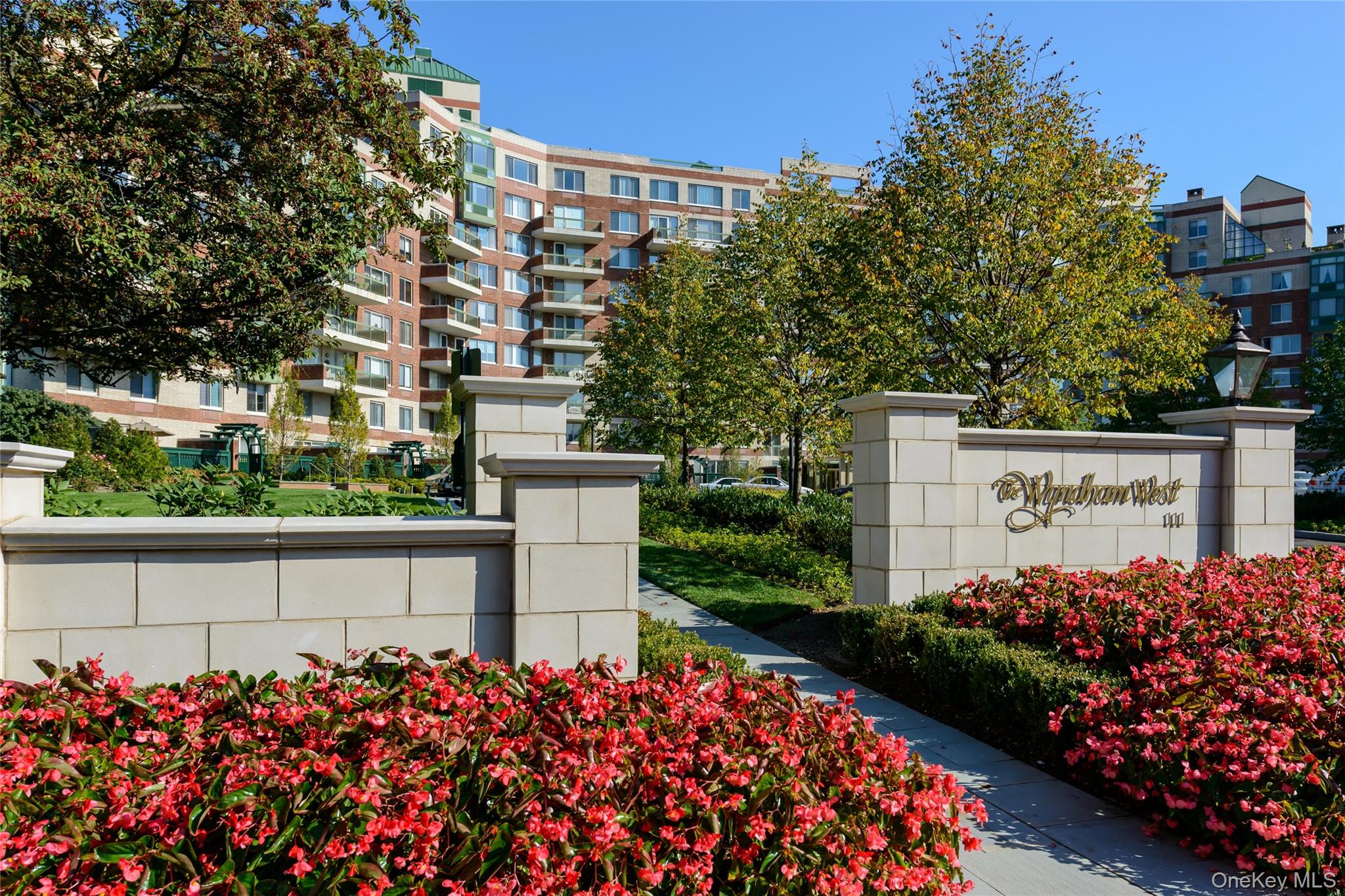 111 Cherry Valley Avenue, Unit PH4 photo 32