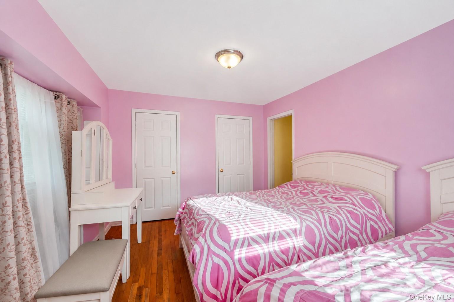 220-16 107th Avenue – For Sale photo 15