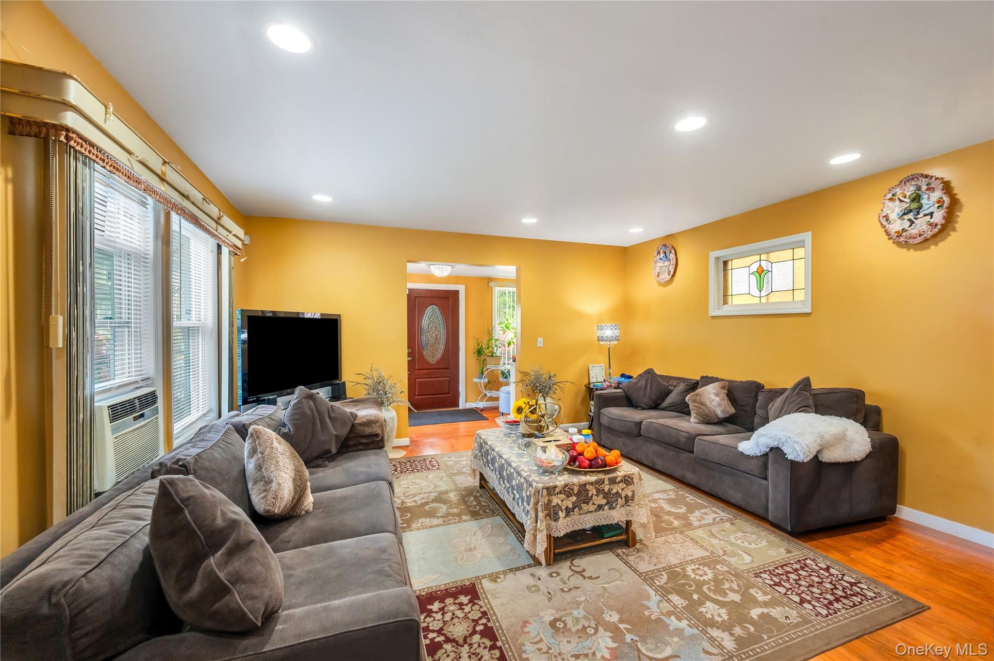 220-16 107th Avenue – For Sale photo 5