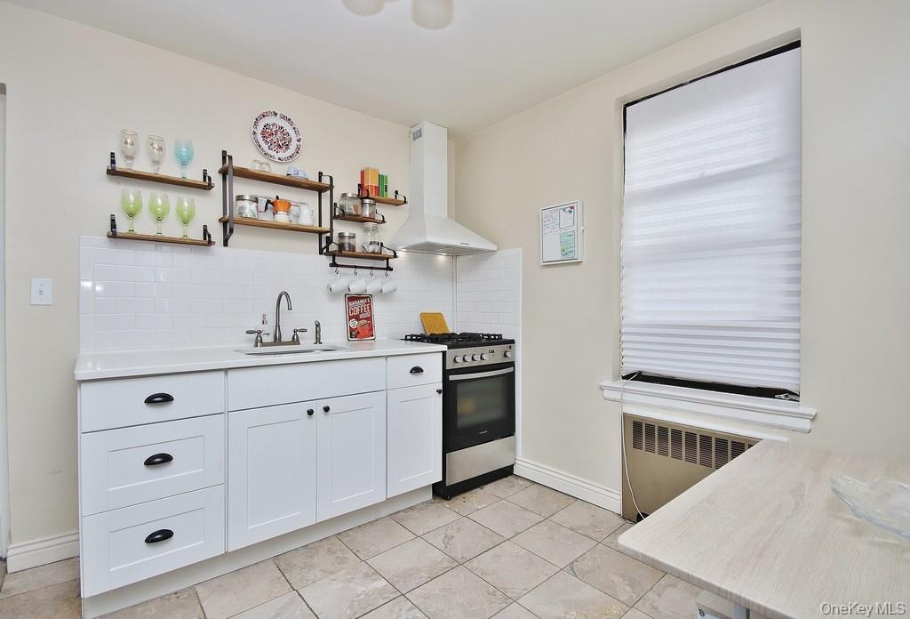 95 Sedgewick Avenue, Unit 4E photo 4
