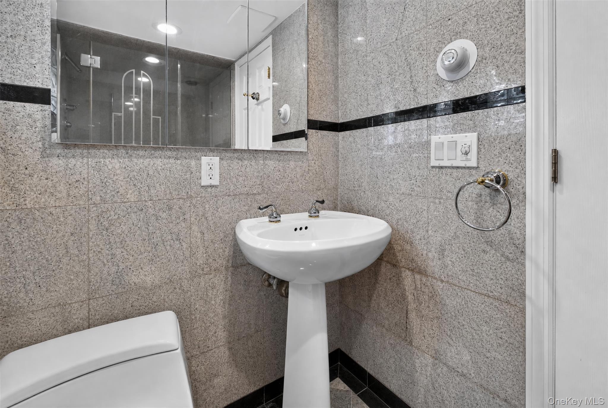 68 Briarwood Lane – For Sale photo 20