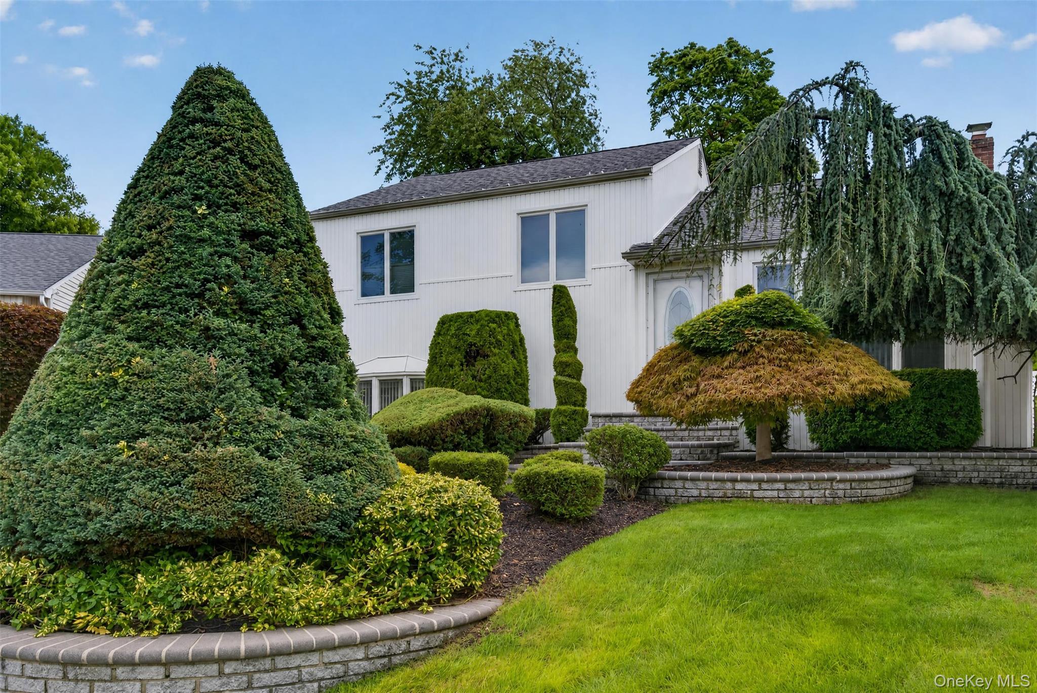 68 Briarwood Lane – For Sale photo 2