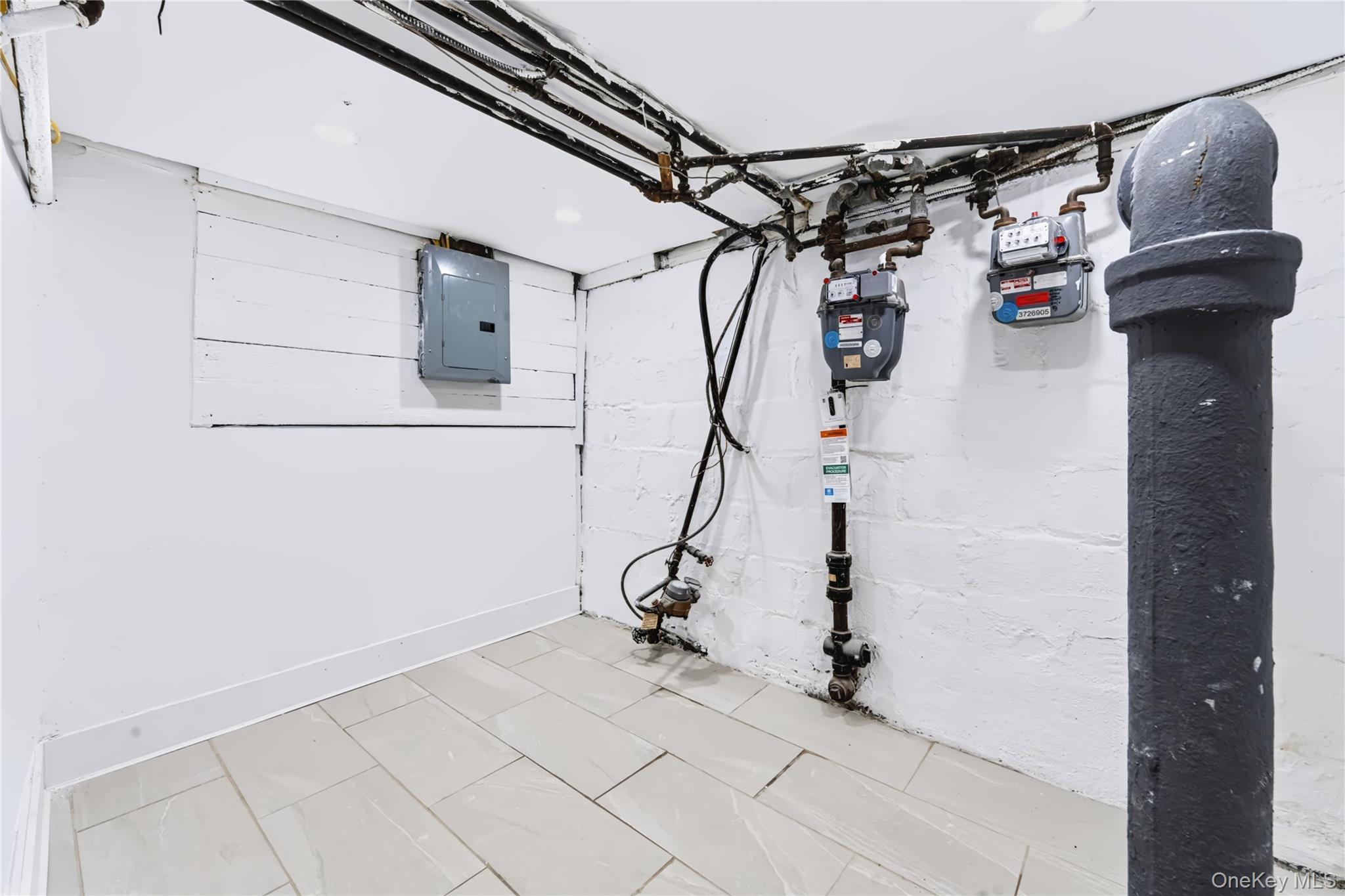 1227 E 222nd Street – For Sale photo 21
