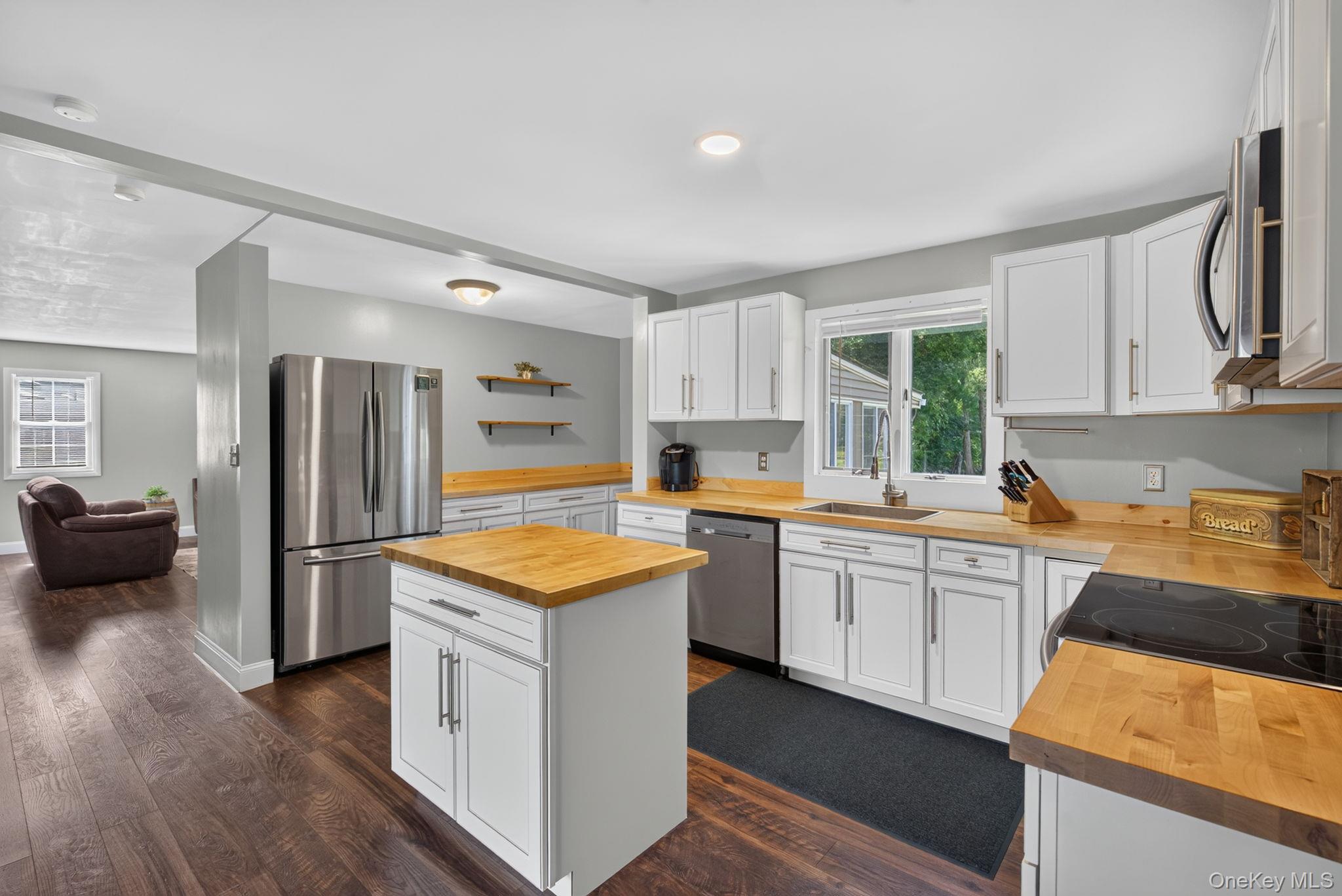 49 Bailey Road – For Sale photo 5