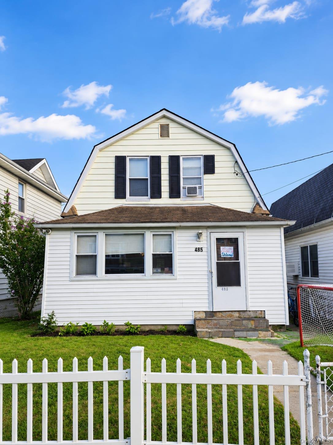 485 5th Avenue – For Sale