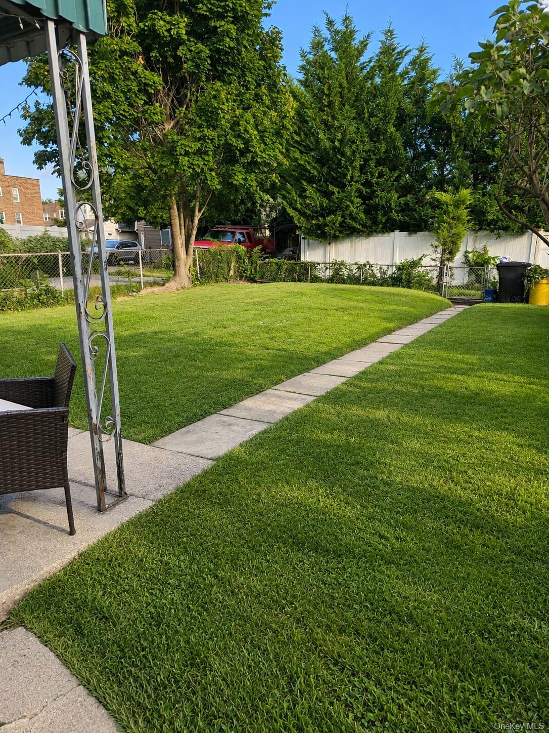 485 5th Avenue – For Sale photo 14
