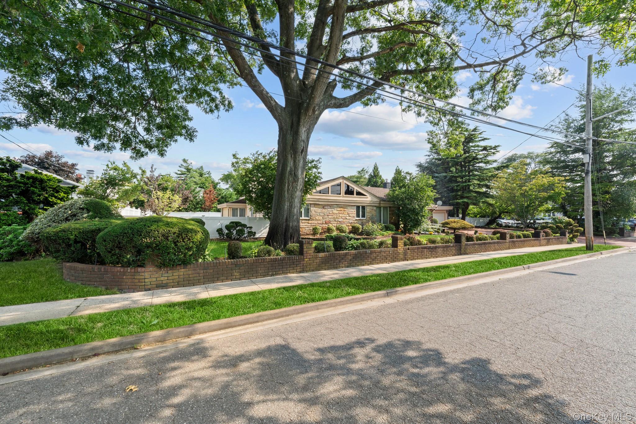 171 S Kensington Avenue – For Sale photo 3