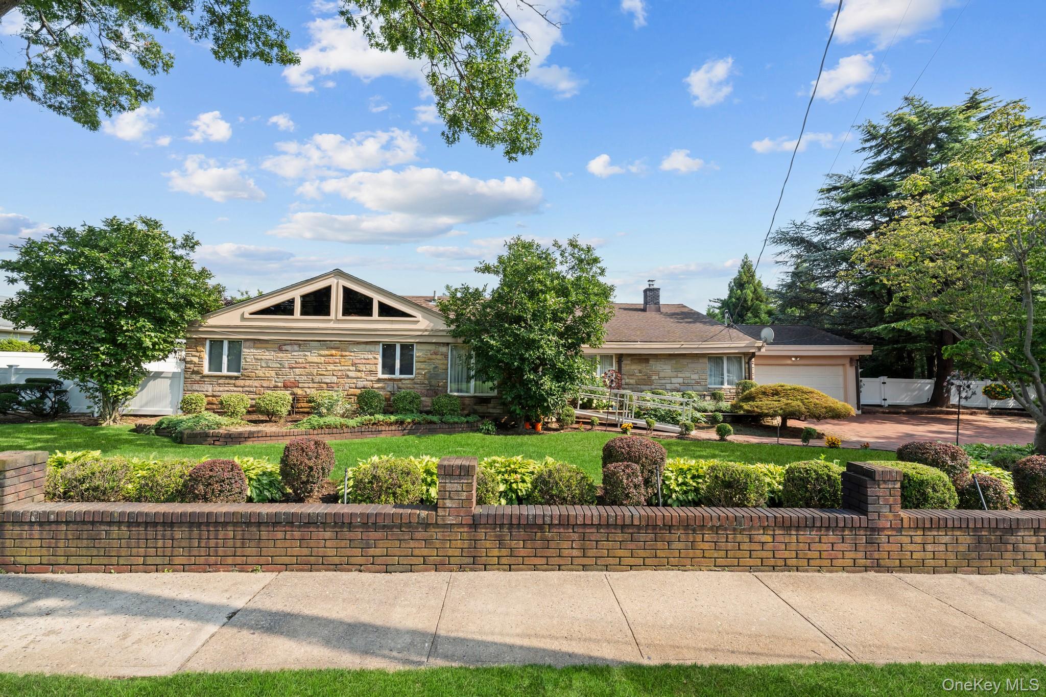 171 S Kensington Avenue – For Sale photo 2