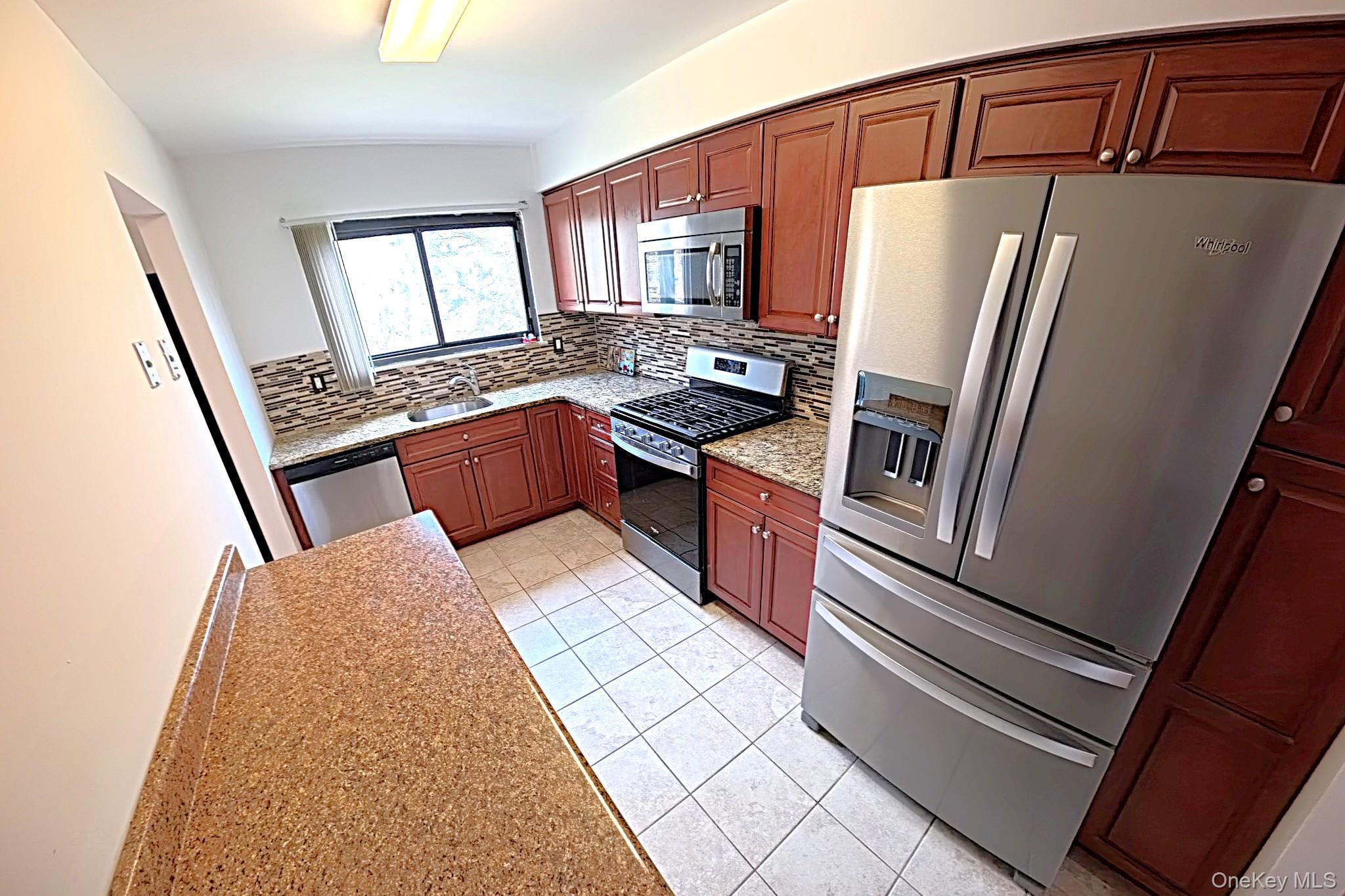 9 E Lawrence Park Drive, Unit 1 photo 13
