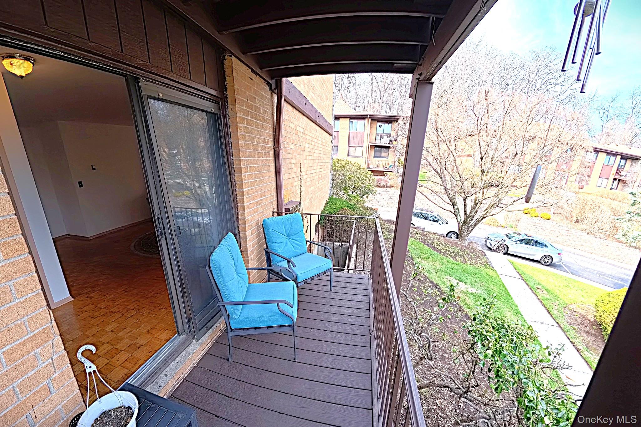 9 E Lawrence Park Drive, Unit 1 photo 30