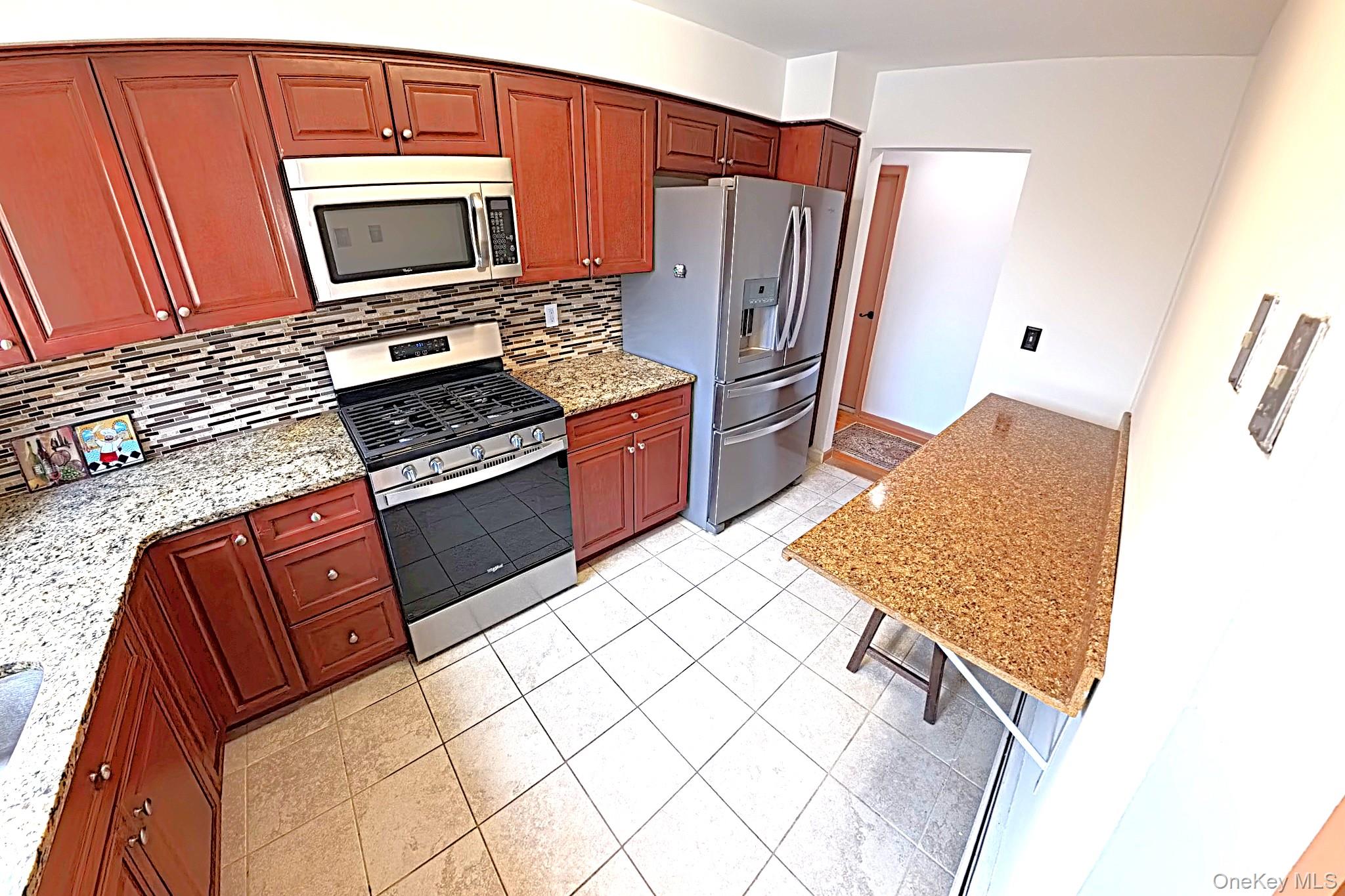9 E Lawrence Park Drive, Unit 1 photo 10
